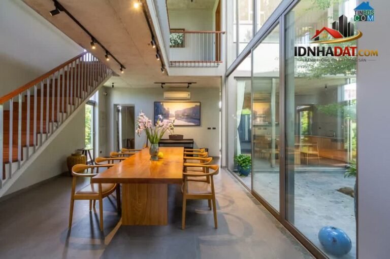 Bán nhà mặt phố tại Phú Nhuận, chỉ 10 tỷ, diện tích 50m2, 4 tầng, vị trí vàng đẳng cấp.