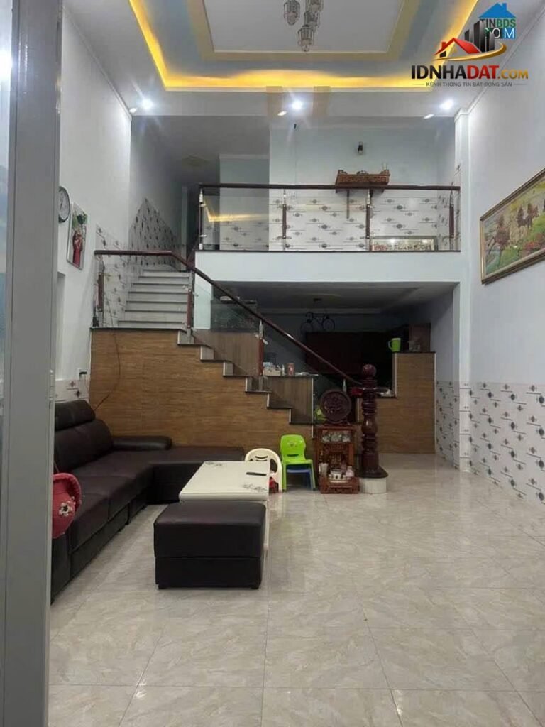 Cơ hội sở hữu nhà mặt phố 80m2 tại Cẩm Lệ, Đà Nẵng với giá chỉ 4.3 tỷ.
