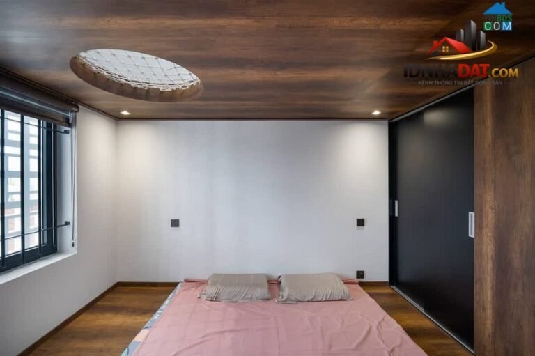 Bán nhà mặt phố 185m2 tại Bình Thạnh, giá chỉ 18.5 triệu, khu VIP yên tĩnh, thuận tiện cho gia đình.