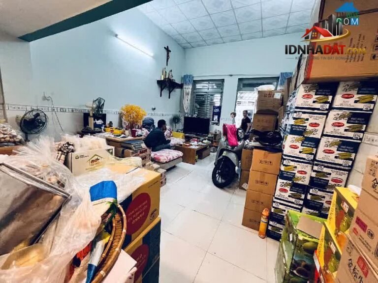 Sở hữu ngay nhà riêng rộng 75m2 tại Tân Phú, giá chỉ 6.6 tỷ – gần chợ và chung cư.