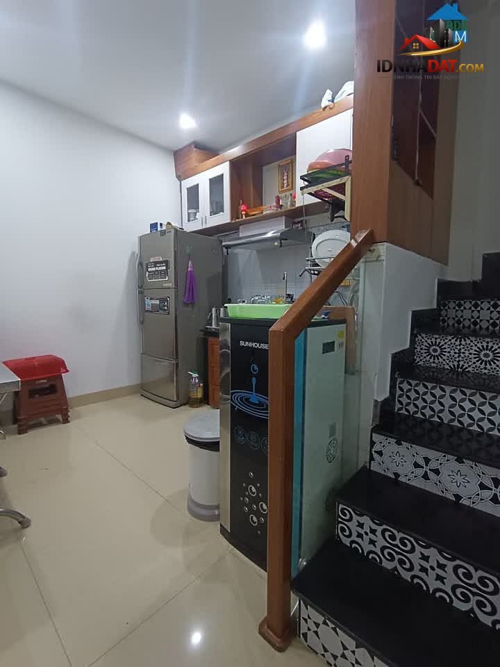 Nhà riêng 3 tầng 33m2 tại Thanh Khê, Đà Nẵng, giá chỉ 2.85 tỷ, cơ hội đầu tư tuyệt vời!