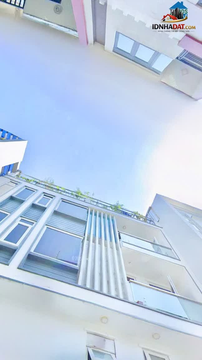 Khám phá nhà riêng 5 tầng tuyệt đẹp tại Quận 10, Hồ Chí Minh, diện tích 98m², giá chỉ 17 tỷ.