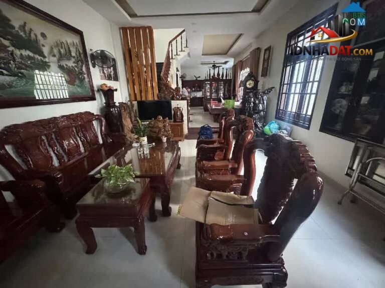 Sở hữu ngay nhà mặt phố siêu đẹp tại Sơn Trà, diện tích 109m2, giá cực sốc chỉ 13.6 tỷ…