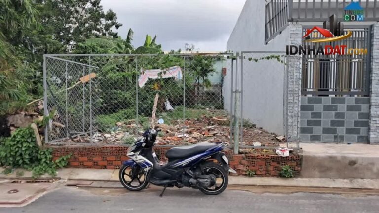 Cơ hội sở hữu lô đất mặt tiền hẻm 17 Đường Ụ Ghe, Thủ Đức, cực hiếm với giá 6.8 tỷ và diện tích 100m2