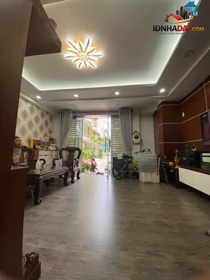 Ảnh Bán Nhà HXT Thông Lạc Long Quân, Tân Bình, 36m2, 5 Tầng, Nội Thất Cao Cấp, Nhỉnh 6 Tỷ. 0