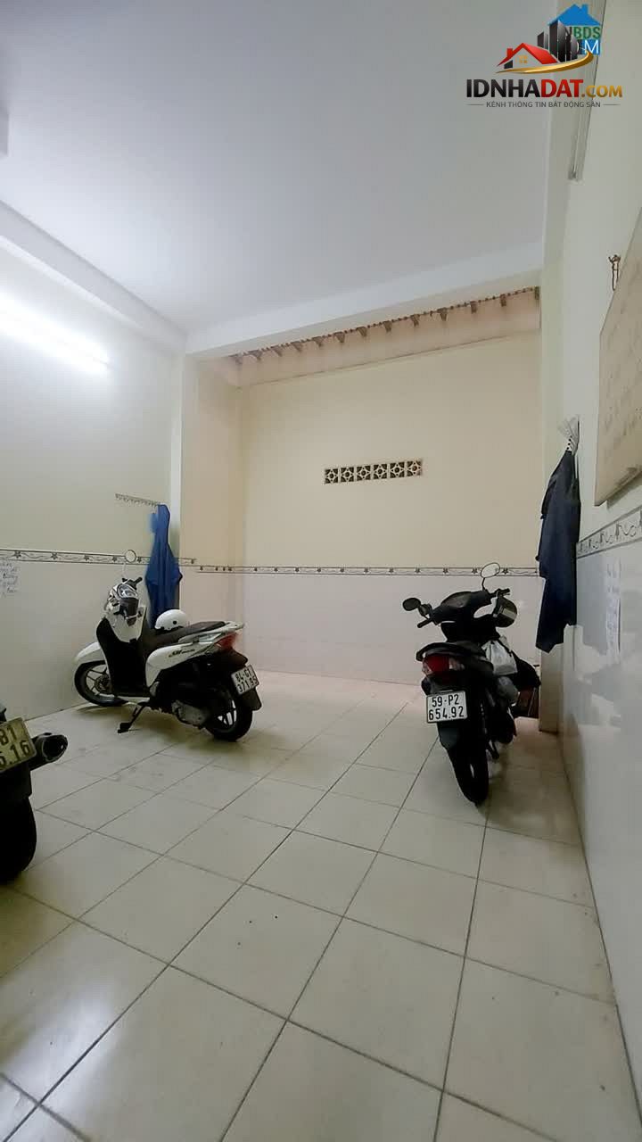 Ảnh Bán gấp, giám 700tr, nhà ngay Chợ Tân Trụ, đường Trần Thái Tông, còn 8.2 tỷ. 0