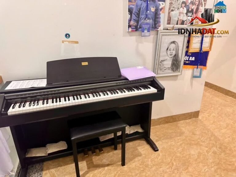 Bán nhà mặt phố 2 tầng cao cấp, diện tích 57m2, giá hấp dẫn 9.3 tỷ ngay trung tâm Ngũ Hành Sơn, Đà Nẵng.
