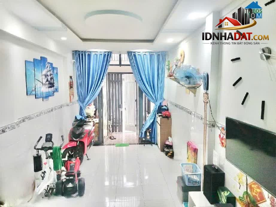 Ảnh Bán nhà 2 tầng,DT 50m2,sổ hồng riêng,HXH,tại P15,Tân Bình, chỉ 5,25 tỷ 0