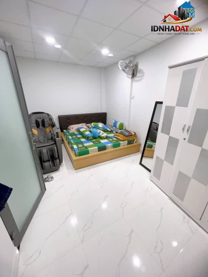 Ảnh Bán nhà 3 tầng đường Chế Lan Viên, HXH, gần mặt tiền, chỉ 6 tỷ nhỉnh. 0