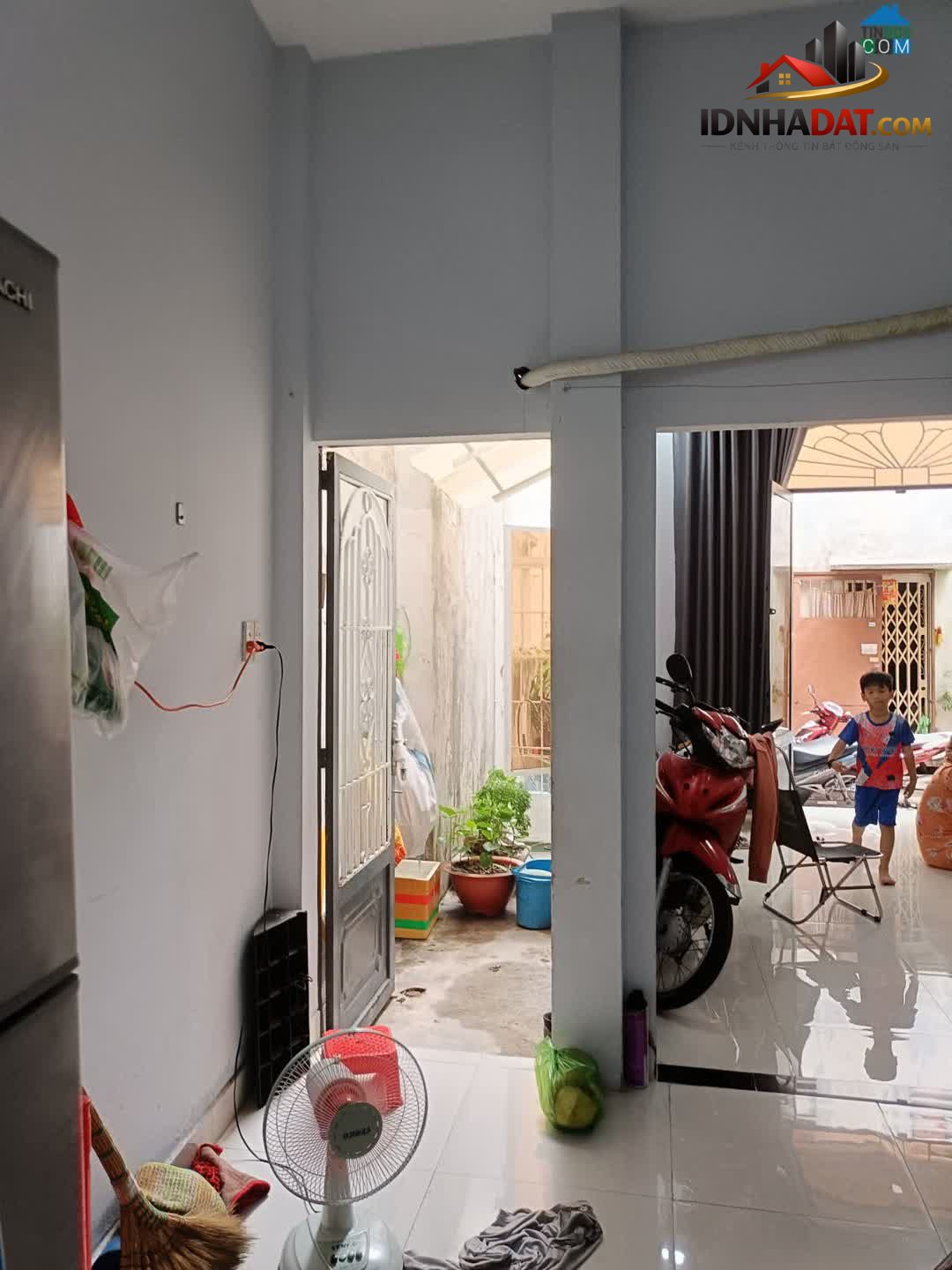 Ảnh Bán nhà 50m2, 2 tầng, 3PN, ngõ Tỉnh Lộ 10, Bình Hưng Hòa B, 3.9 tỷ 0