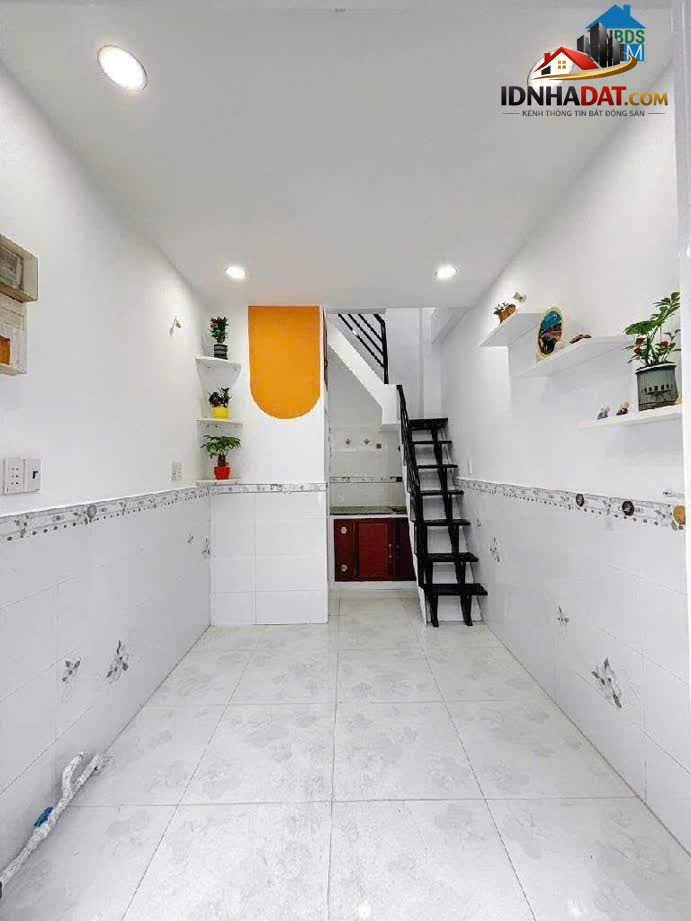 Ảnh Bạn nhà Bình Trị Đông, 12m 3x4 2tầng , hẻm oto thông giá 1xxxx 0