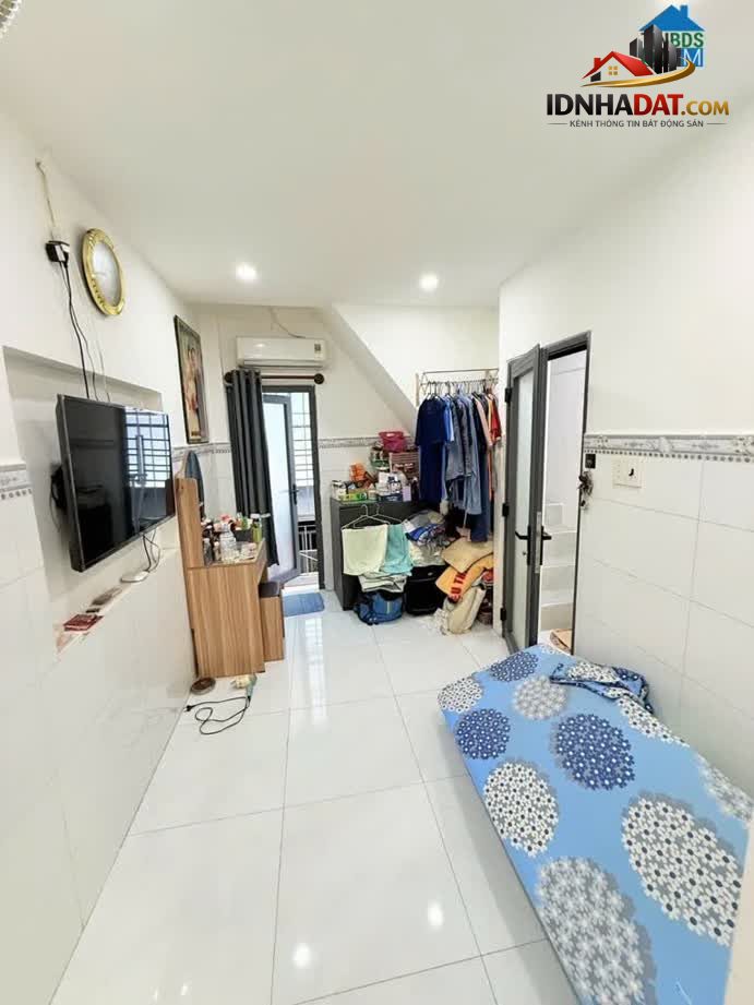 Ảnh Bán nhà Bùi Thế Mỹ 3 tầng 2 mặt hẻm trước sau nhỉnh 2 tỷ 0