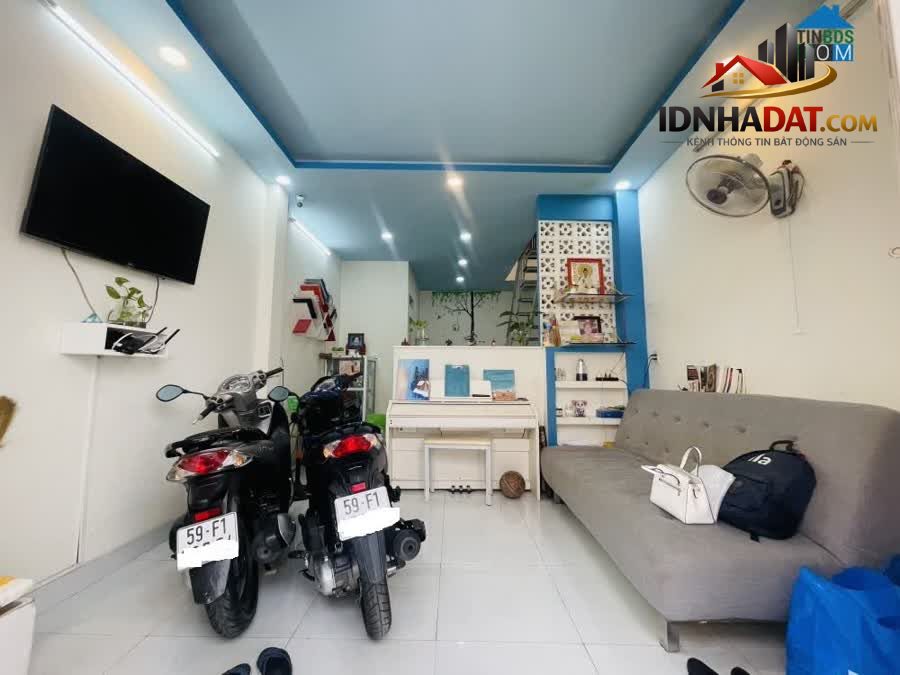 Ảnh Bán nhà DT (4.1x8)m, Sát mặt tiền, Đường Phan Thị Hành, Q. Tân Phú 0