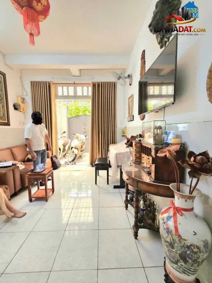 Ảnh Bán nhà Góc 2 Mặt Tiền Hẻm 8m Hoàng Hoa Thám P.12, Tân Bình, 64m2, 3 Tầng, 3PN. Chỉ 10 Tỷ còn TL 0