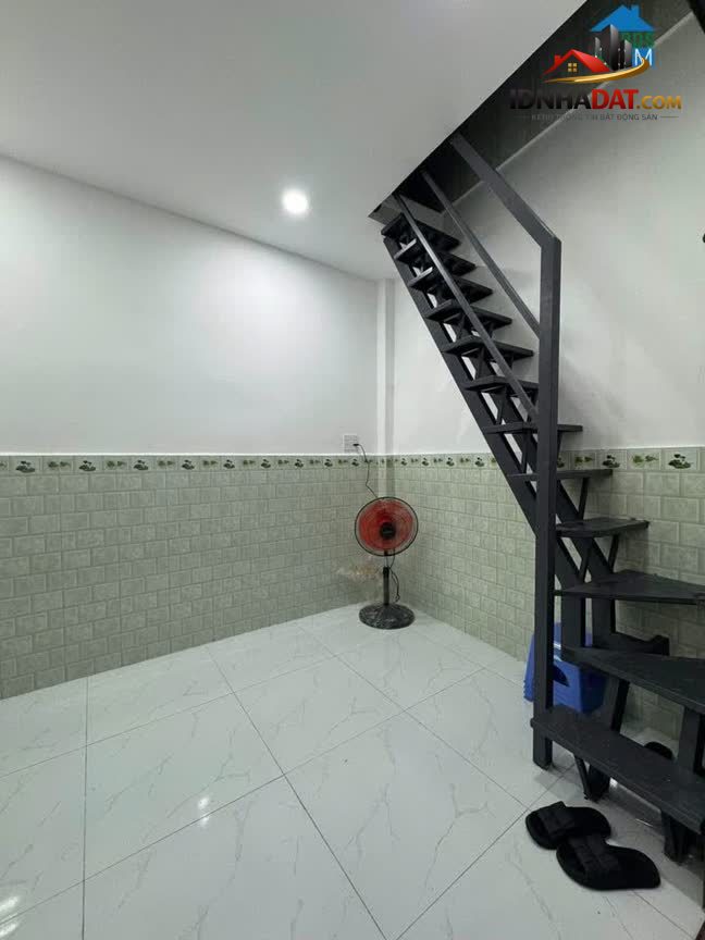 Ảnh Bán nhà hẻm thông Âu Cơ, sổ hồng riêng hơn 1 tỷ 0