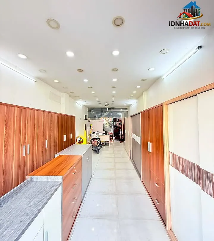 Bán nhà mặt tiền kinh doanh, rẻ nhất đường Trường Chinh, P12, Tân Bình, 71m2, 3 tầng