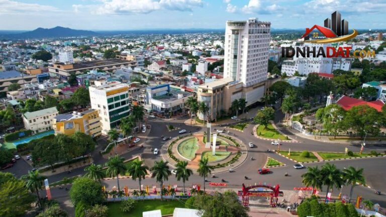 Bí thư Tỉnh ủy Đắk Lắk Ra Chỉ Đạo Khẩn Trương Giải Quyết Các Dự Án Tồn Đọng, Thúc Đẩy Phát Triển Địa Phương