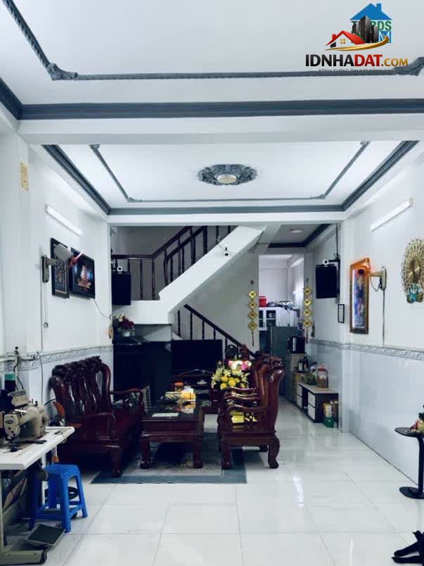 Ảnh Chỉ 6 tỷ nhỉnh - Có nhà Nút giao Âu Cơ - Lạc Long Quân, vuông A4, 55m2 nở hậu 4.1m - 4 tầng BTCT. 0