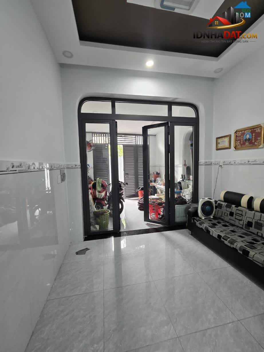 Ảnh Hẻm Xe Hơi Thông, 51m2, 2 Tầng, Bờ Bao Tân Thắng Giá 5.2 Tỷ 0