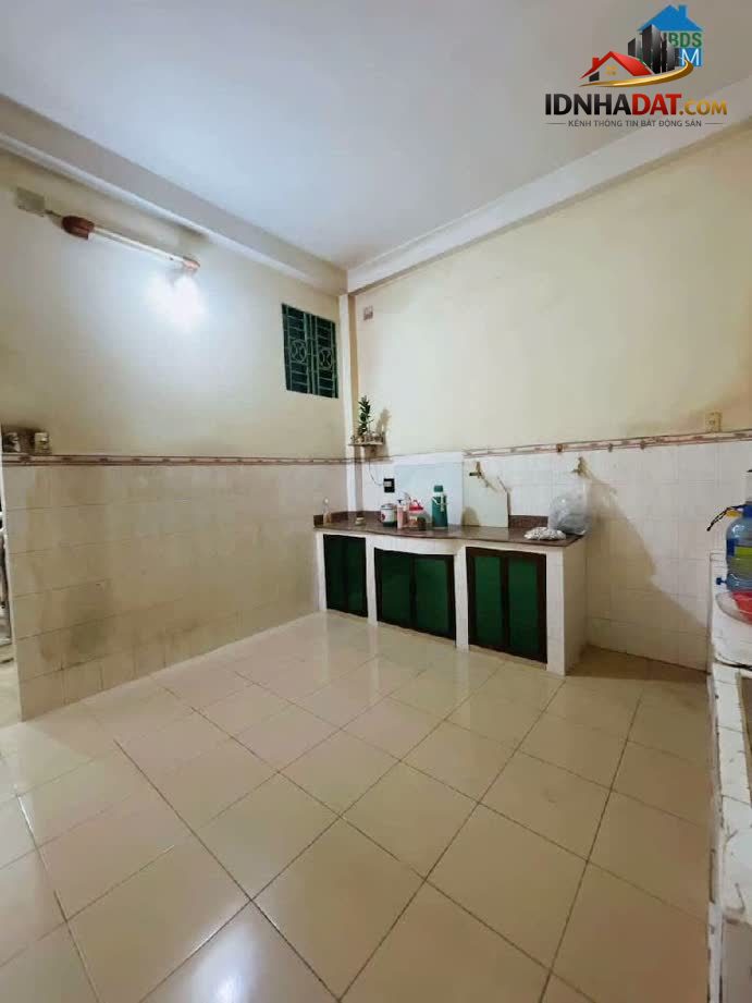 Ảnh Mặt Tiền Kinh Doanh Sầm Uất – Khu Tên Lửa – 3 Tầng – Nhỉnh 7 Tỷ 0