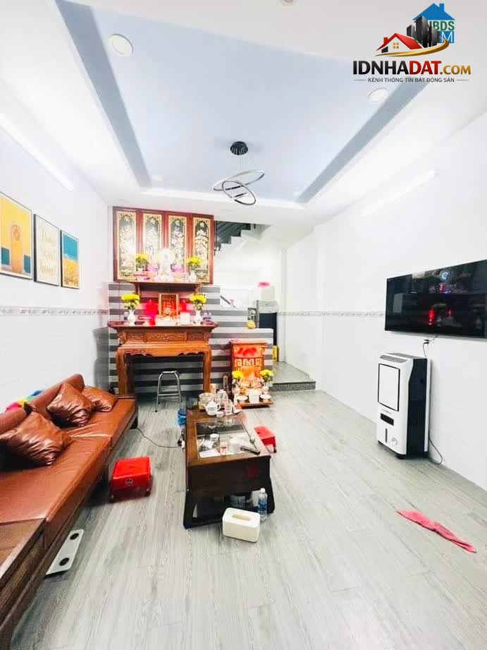 Ảnh NHÀ 2 TẦNG - AO ĐÔI - HẺM XE HƠI - CHỈ HƠN 3 TỶ 0