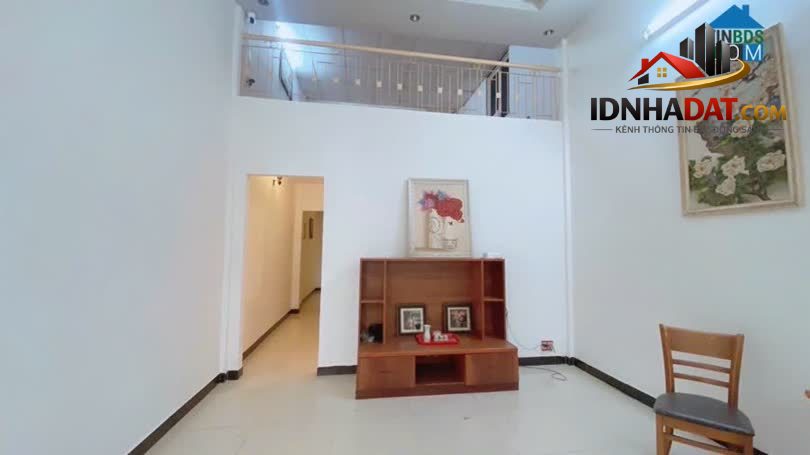 Ảnh Nhà 2 Tầng-Ngay Lạc Long Quân-Tân Bình-51m2-Chỉ 4.X T.Ỷ 0