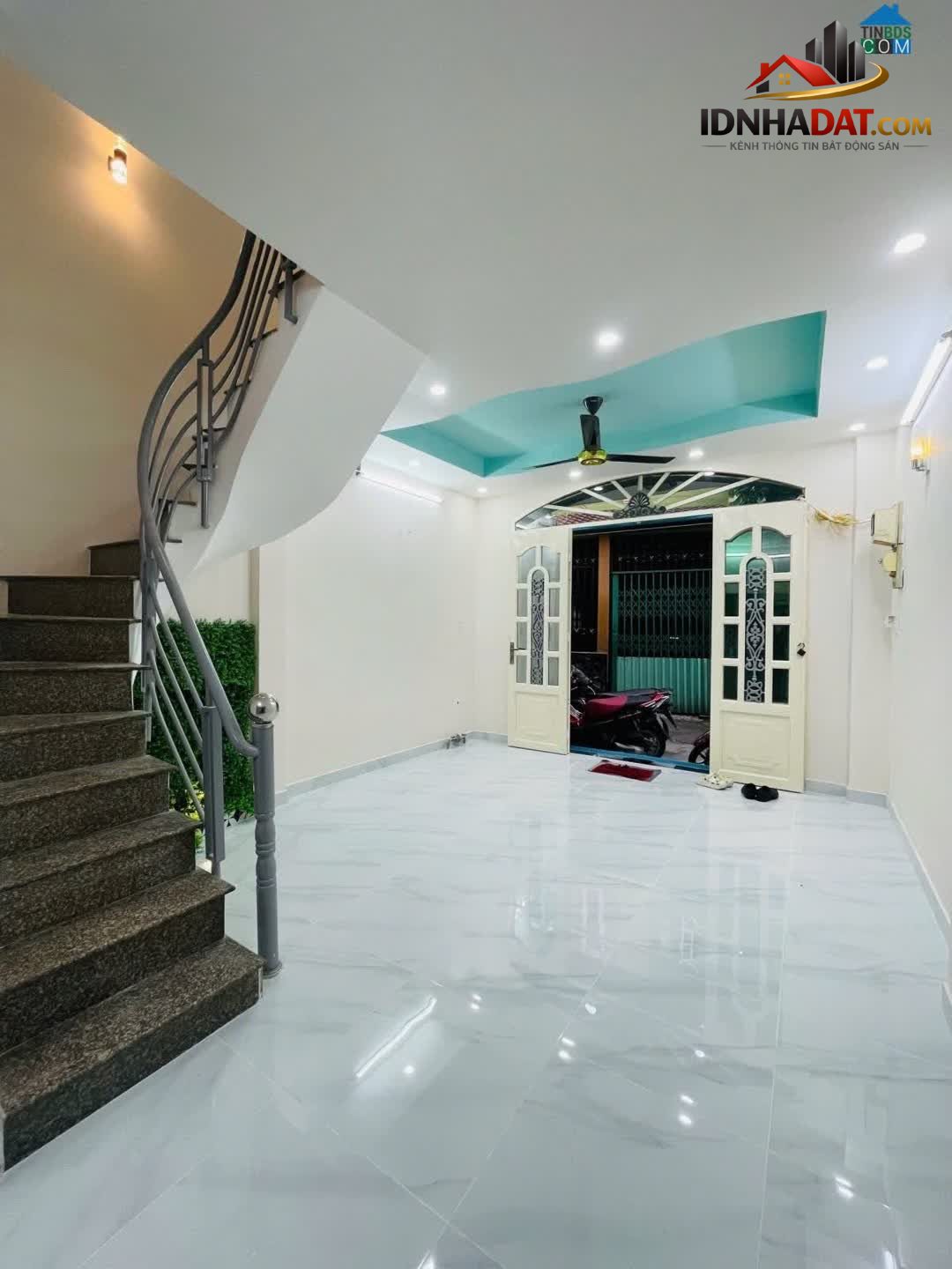 Ảnh Nhà Đẹp Lạc Long Quân Nhỉnh 4 Tỷ 0