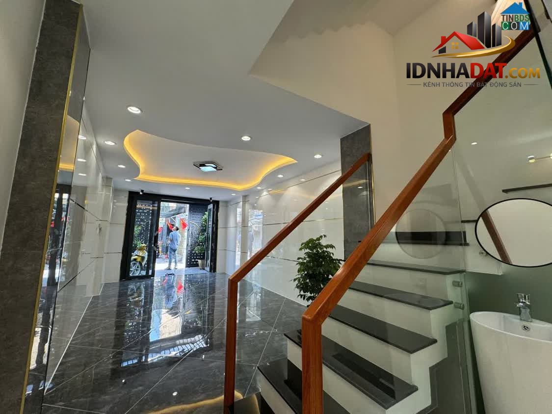 Ảnh Nhà Lớn 5 Tầng – Gần Aeon Tân Phú – Chỉ 30M Ra Kênh Tham Lương, 60m2, Hẻm Xe Hơi, Full Nội Thất... 0