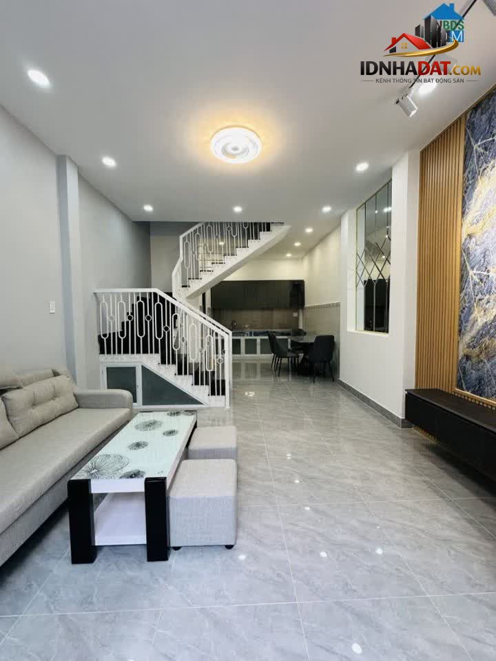 Ảnh Nhà Mới Đẹp Ở Ngay Gần Mặt Tiền Trung Tâm P15 Tân Bình, 40m2, 2 Tầng 2pn, Hoàn Công Đủ, Tặng... 0