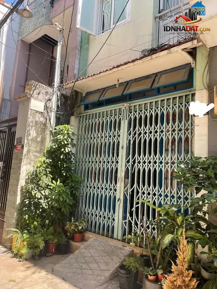 Chủ nhà cần bán gấp nhà riêng 7 phòng ngủ, diện tích 60m2, giá thương lượng chỉ nhỉnh 8 tỷ tại Phú Nhuận, TP Hồ Chí Minh.