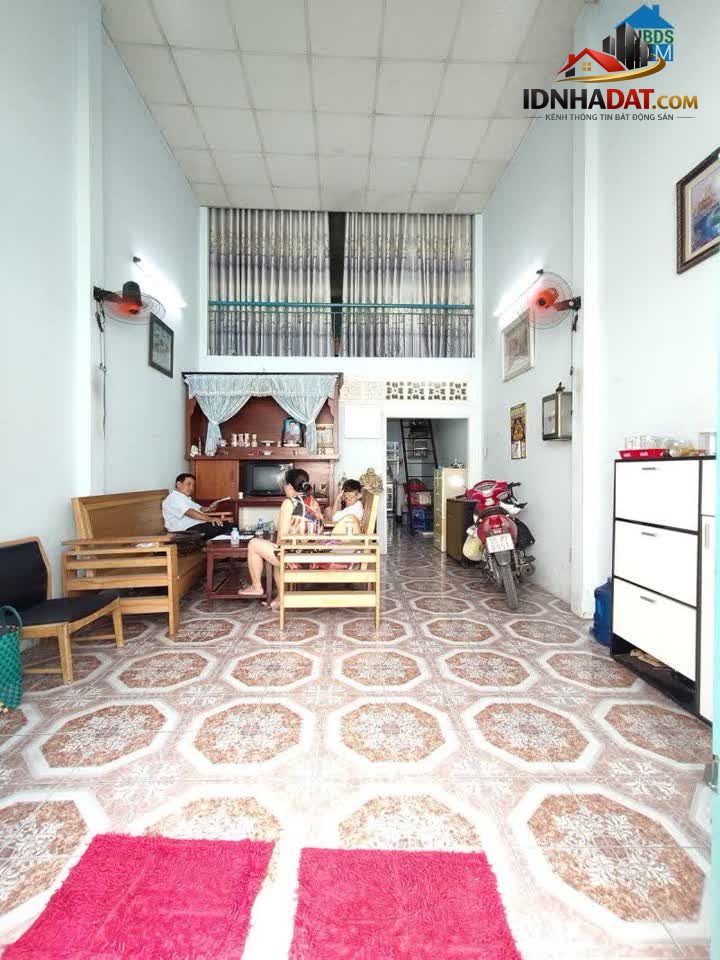 Ảnh Nhà Tân Phú - 60M - 2 Tầng - 2PN - Sổ Hổng Riêng - Giá Chỉ 4 Tỷ 0