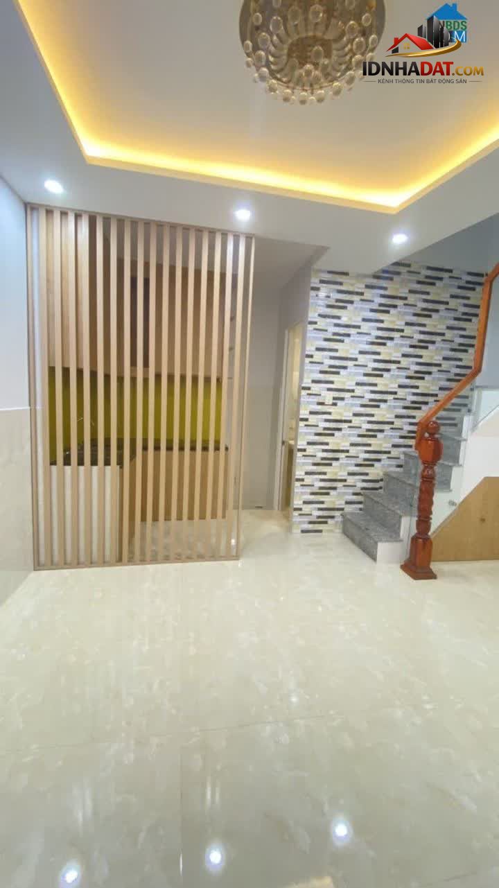 Ảnh Tân Phú - Hẻm Ba Gác - Nhà Cực Đẹp Ở Ngay Mà Chỉ 2.35 Tỷ - 2 Tầng. 0