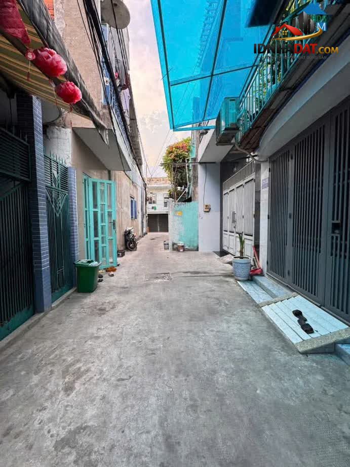 Ảnh Vị Trí Đẹp - Ngay Ấp Chiến Lược - Sát Tân Phú - 2 Tầng Còn Mới - 42M2 - Sổ Đẹp Hoàn Công Đủ -... 0