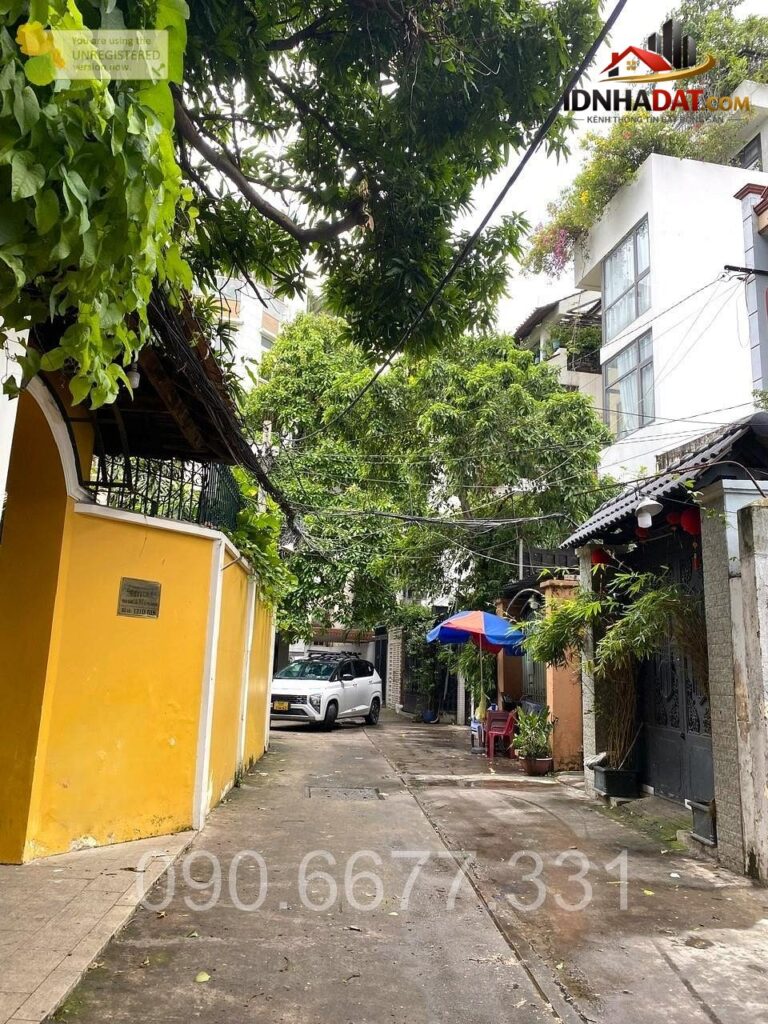 Villa Mini Phan Đăng Lưu: Hẻm Xe Hơi, 80m², 5 Tầng, Giá Tốt Phú Nhuận!