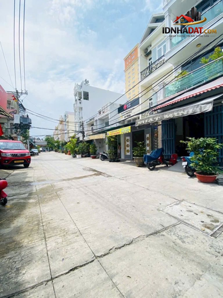 Bán nhà Hương Lộ 2 – gần Bốn Xã, kế Q11-Q6, hẻm xe hơi, 3 tầng hoàn công đủ, chỉ 3.7 tỷ