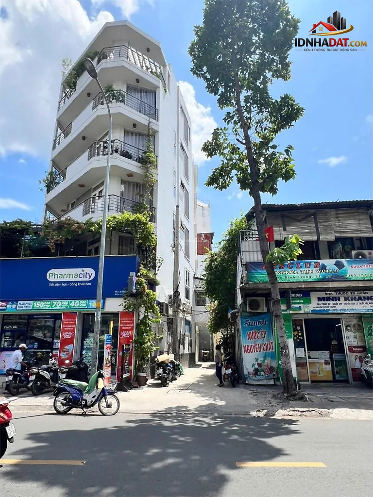 Giảm sốc 2 tỷ – Siêu vị trí góc ngã tư Cao Đạt – Trần Bình Trọng, Quận 5 – HĐT 165tr/th
