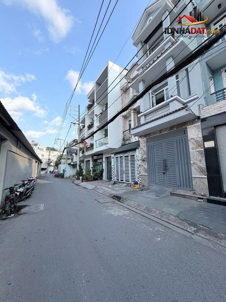 Bán nhà hẻm xe hơi Nguyễn Hữu Tiến Tân Phú 76m2, 4x19m, 3 tầng gần Aeon Mall chỉ 8.6 tỷ