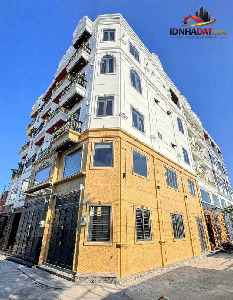 Nhà 3 tầng 90m2 – 2 mặt tiền – nhà đẹp ở ngay – sau chợ – giá 8 tỷ