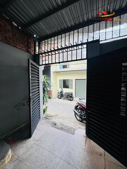 Nhà đường Phạm Văn Bạch, Phường 15, Quận Tân Bình cũ