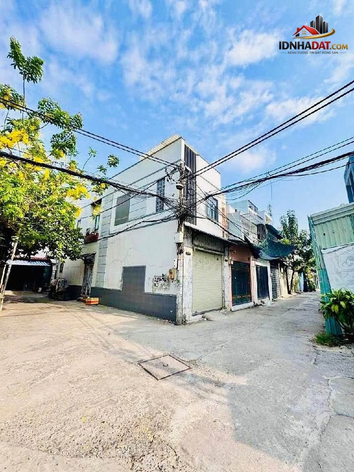 Bán nhà lô góc 2 mặt tiền hxh tránh thông tại Đường Số 2, Bình Hưng Hòa, TP HCM chỉ 5.x tỷ