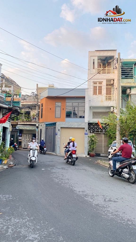 Bán nhà mới 2 tầng tại Tân Sơn Nhì, hẻm tải tránh thông, diện tích 60m², giá nhỉnh 7 tỷ