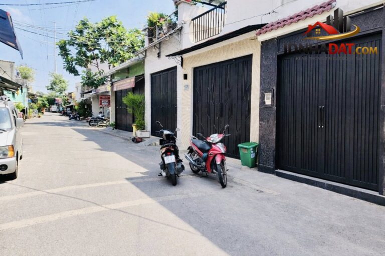 SỐC! Nhà Mặt Tiền Đường 18D, Bình Hưng Hòa A, Kinh Doanh Đỉnh, Giá Tốt!