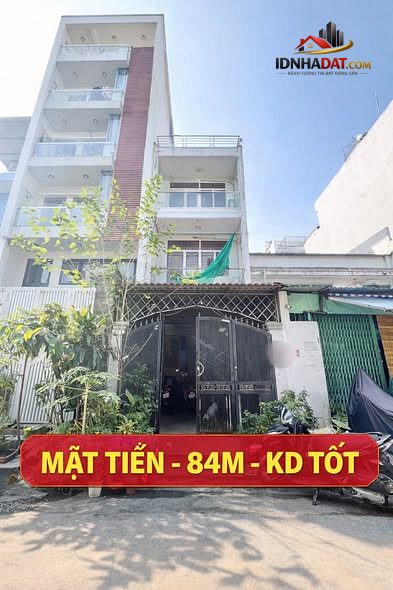 Bán nhà mặt tiền ngay chợ Tân Hương, 84m, 3 tầng, khu sầm uất, 11 tỷ