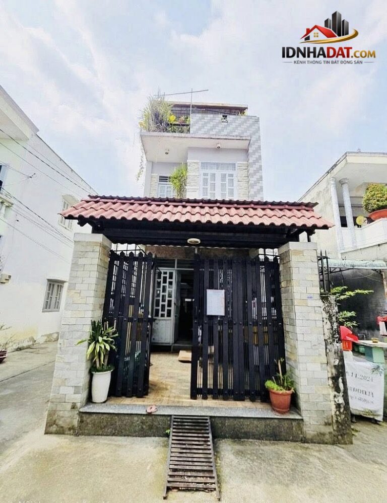 Bán nhà mặt phố khu AEON Tân Phú, 93m2, ngang 4.3m, 3 tầng, hxh, sổ vuông nhỉnh 6