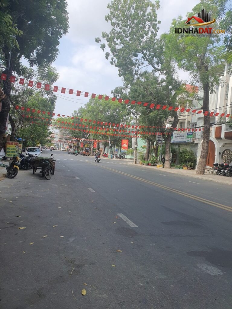 Bán đất 48 đường số 81 P. Tân Quy, Quận 7, TP HCM – Diện tích 311.5m2 – Giá 75 tỷ