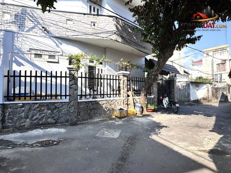 Bán nhà Linh Xuân Thủ Đức 232m2, hẻm xe hơi, full thổ cư, gần QL1K, giá chỉ 9,9 tỷ