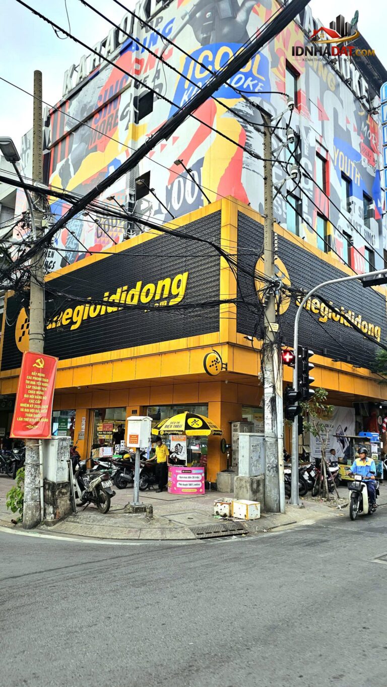 Bán gấp nhà mặt phố 307/23 Bàu Cát, Tân Bình, DT 133m2, 2 tầng, 2PN, sổ hồng, 15 tỷ