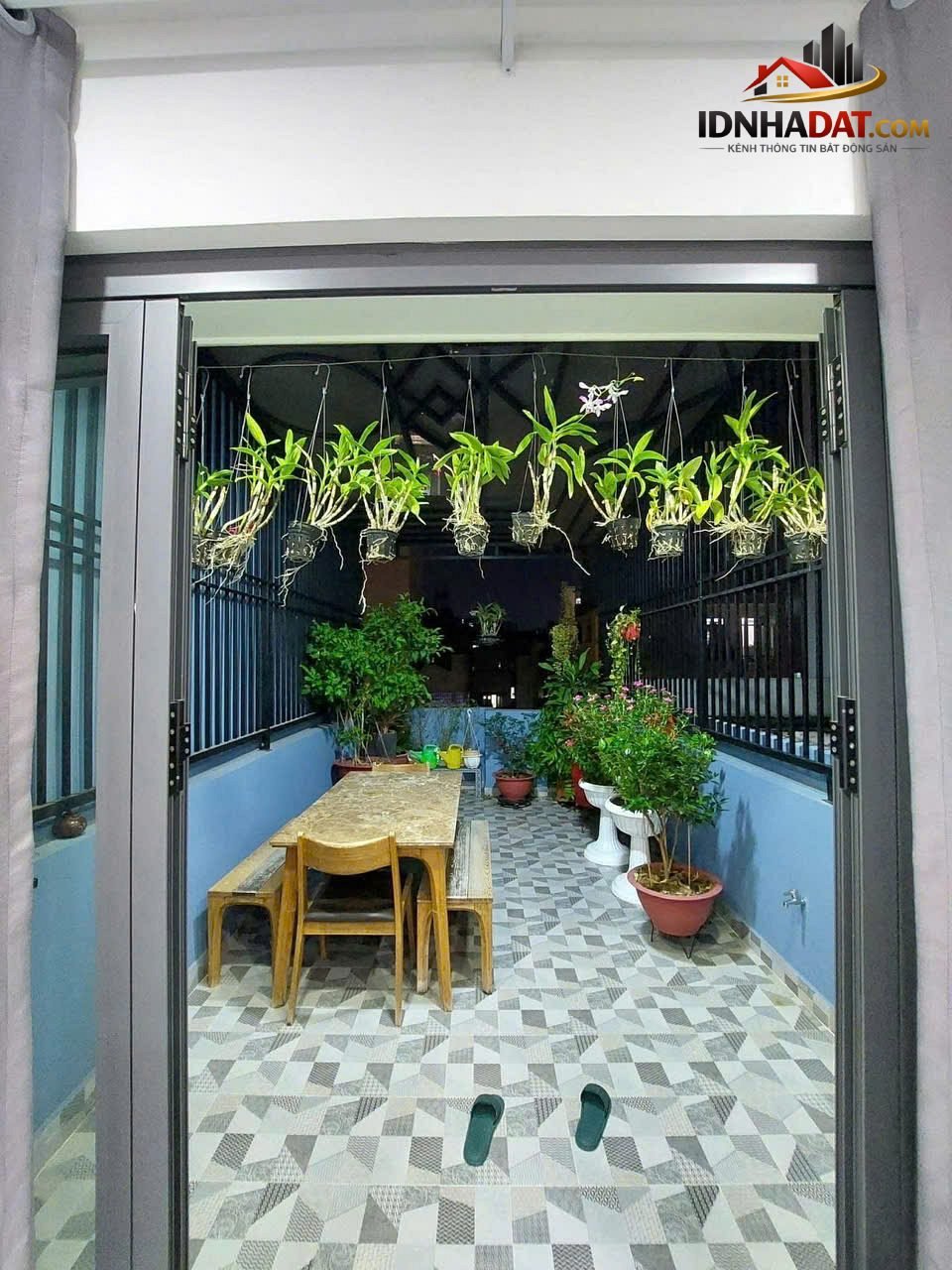 Bán nhà mặt tiền hẻm 12m – Thành Thái – Quận 10 – 4 tầng – 66m2 – 16 tỷ
