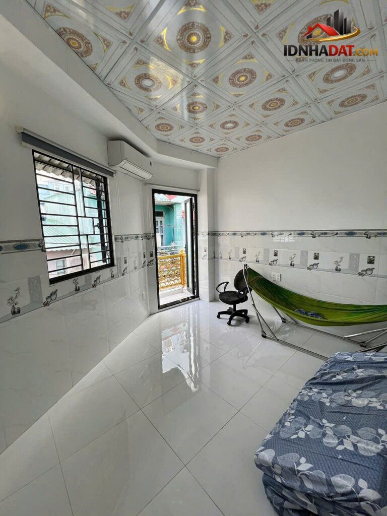 Bán nhanh căn nhà mới 100% vị trí đẹp Bình Tân, gần Aeon Tân Phú