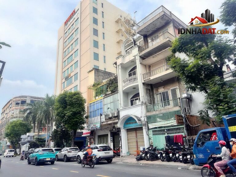Chính chủ 1 đời xưa cần bán nhà mặt tiền kd đ.nguyễn thiện thuật, quận 3 – 94m2 – khu vực hiếm nhà – Bán nhà mặt phố – Quận 3 – TP Hồ Chí Minh – Diện tích 94m2 – Giá 41.5 tỷ